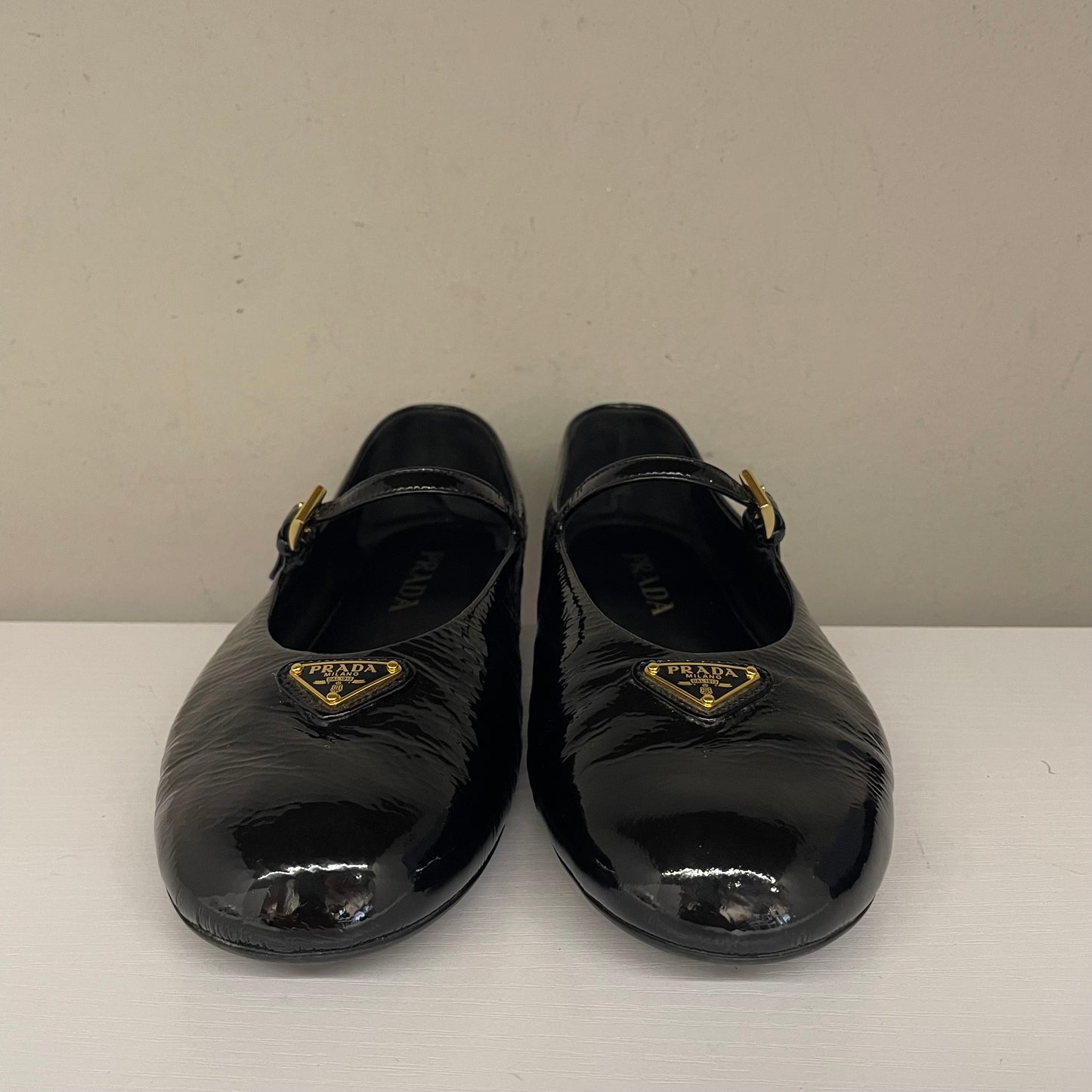 Ballerine in vernice Prada
