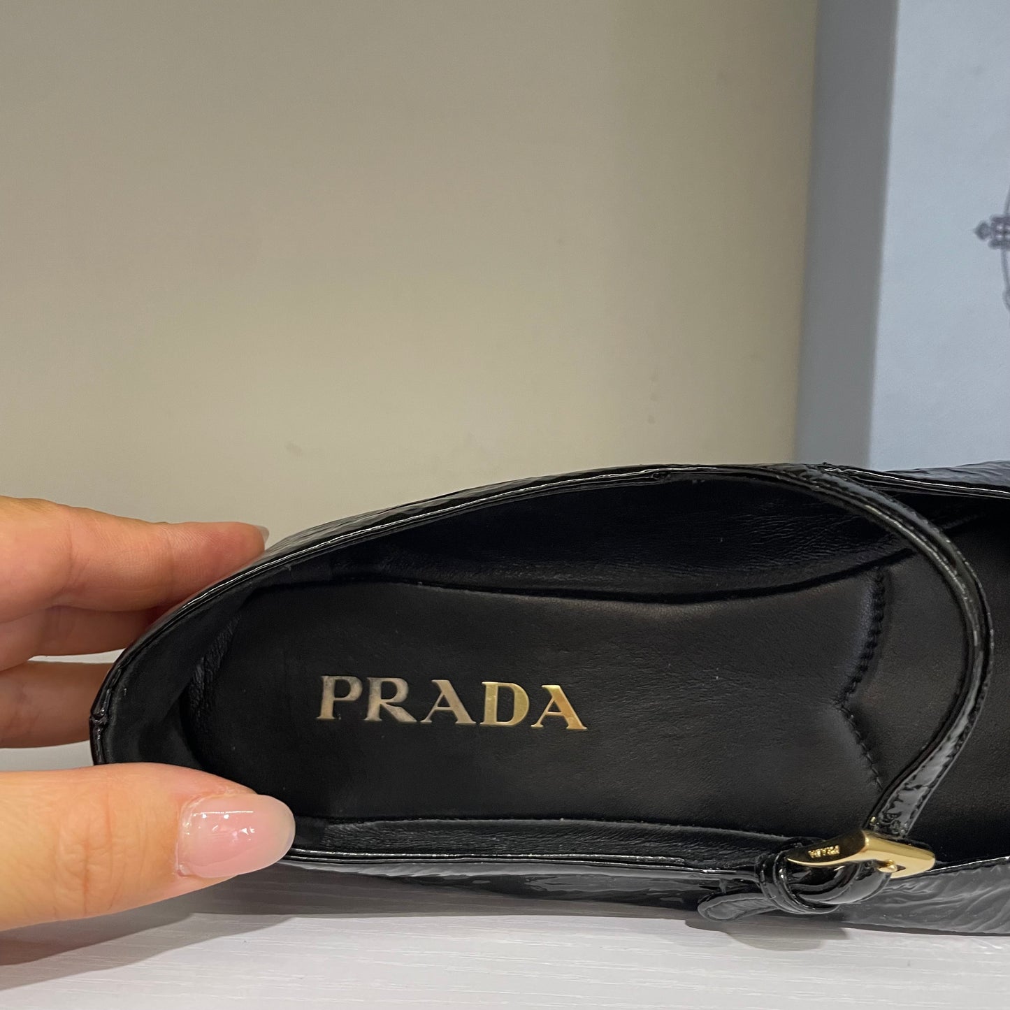 Ballerine in vernice Prada