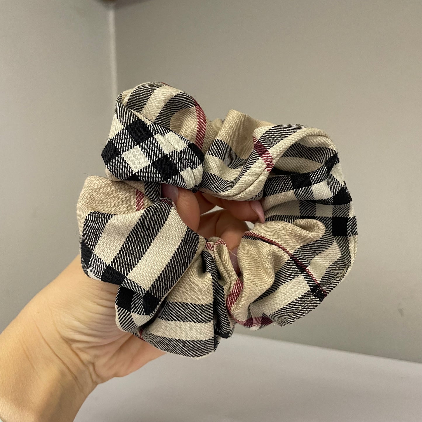Scrunchie remake Burberry