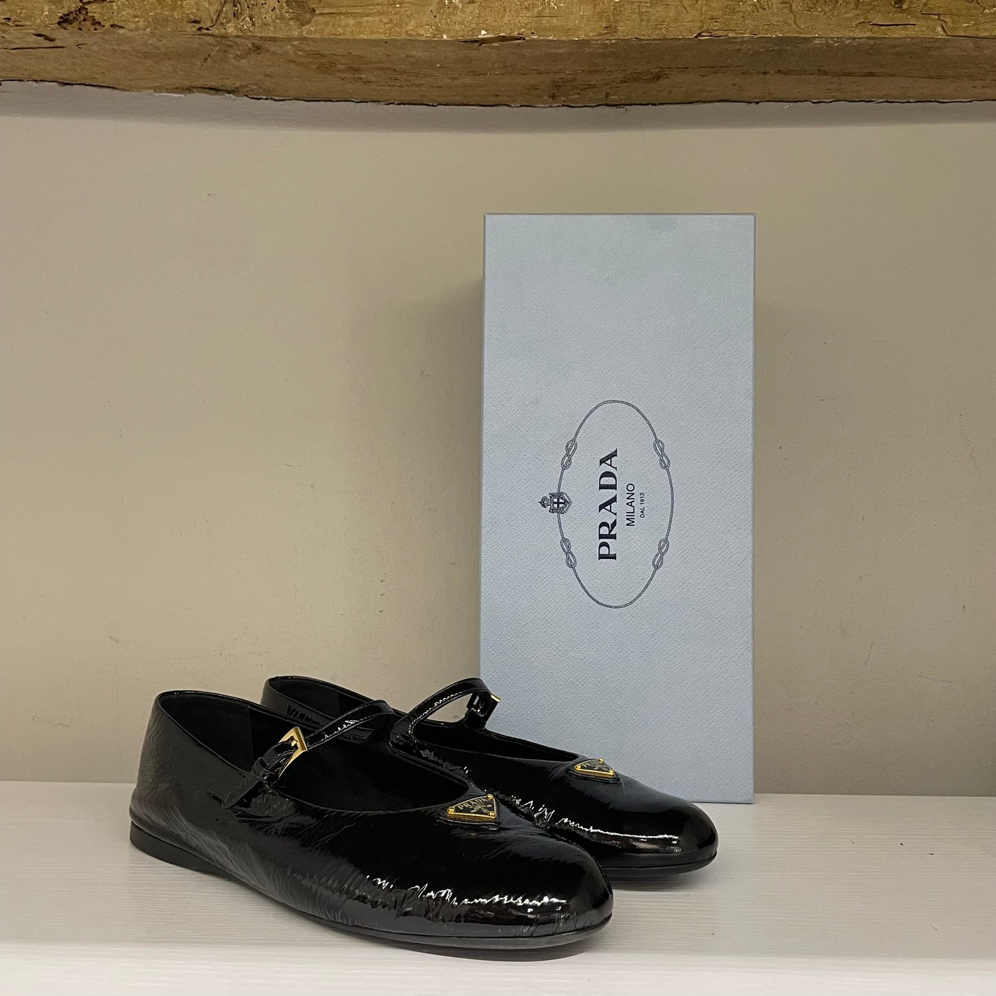 Ballerine in vernice Prada