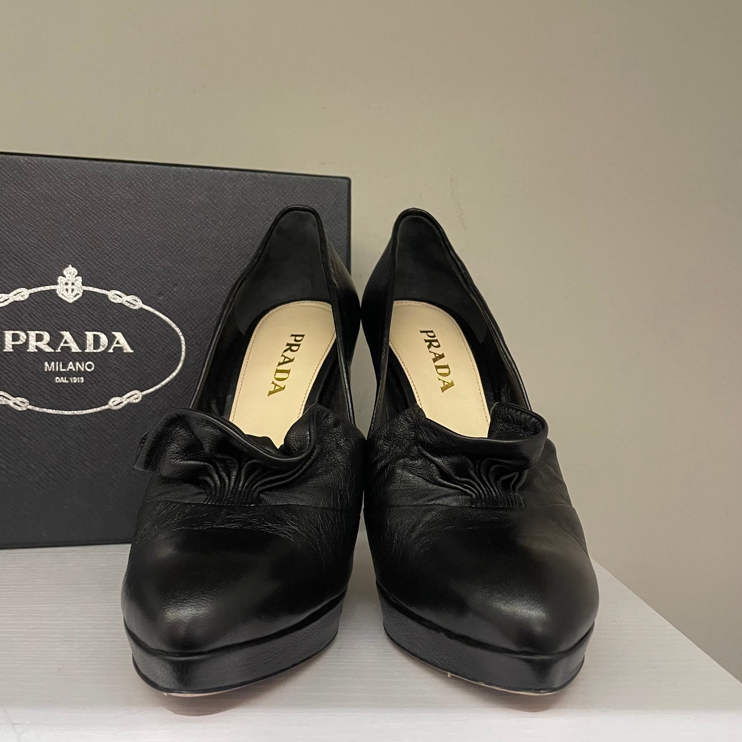 Décolleté PRADA