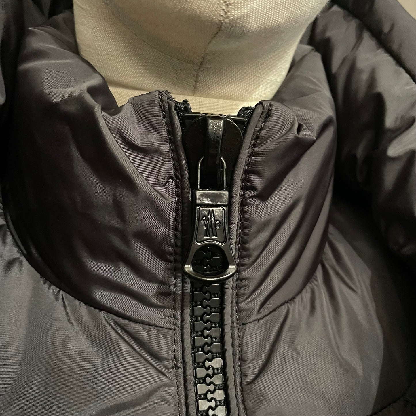 Piumino MONCLER grigio