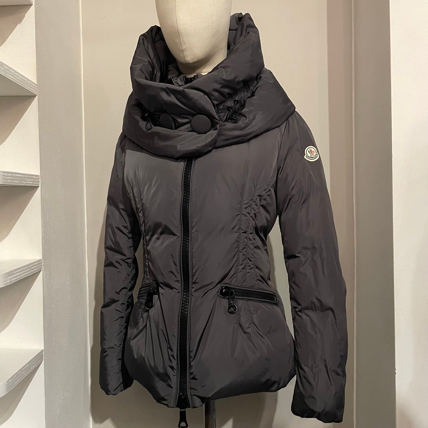 Piumino MONCLER grigio