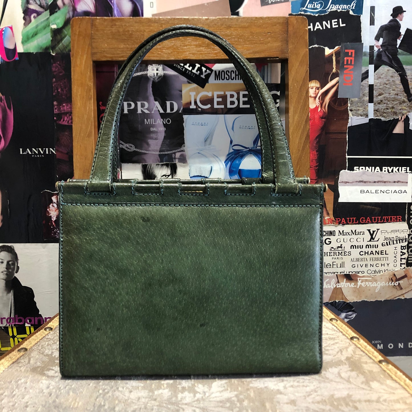 borsa GUCCI vintage degli anni '60 nell'iconica pelle verde del brand